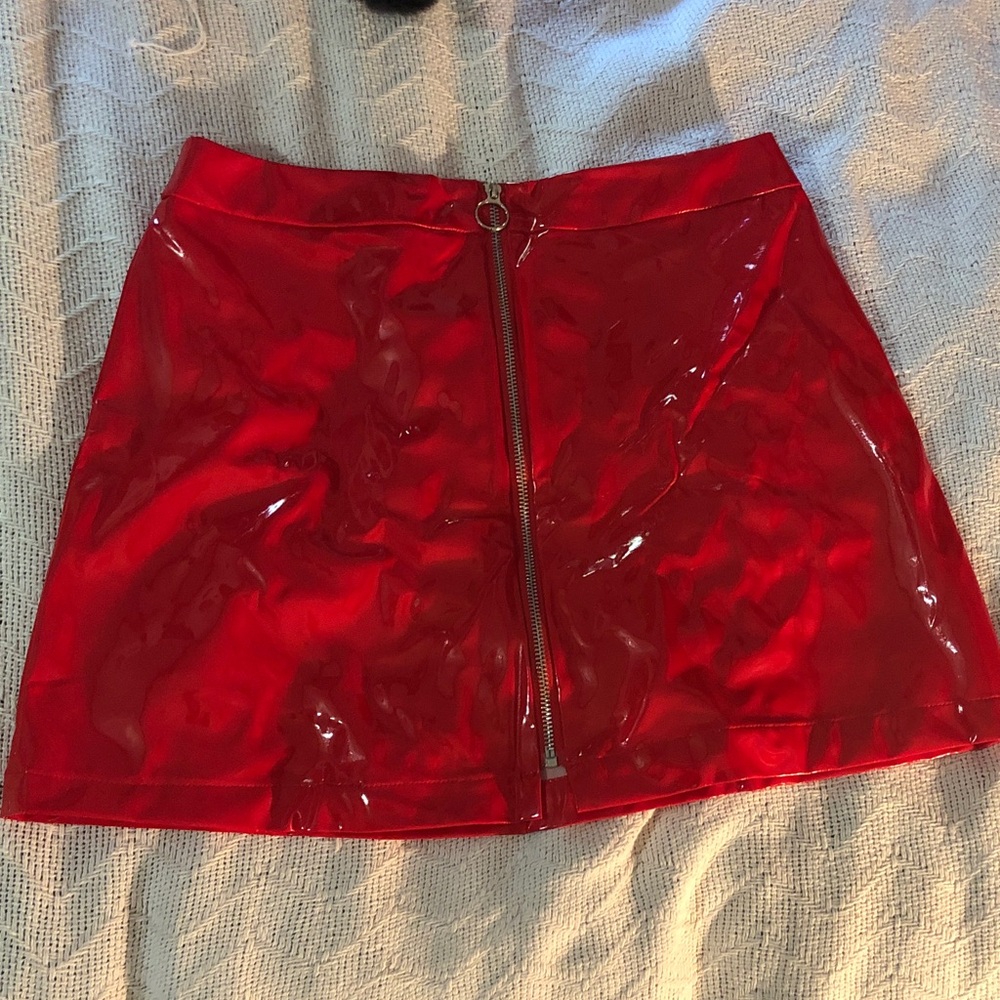 ViVI Shiny Red Mini Skirt